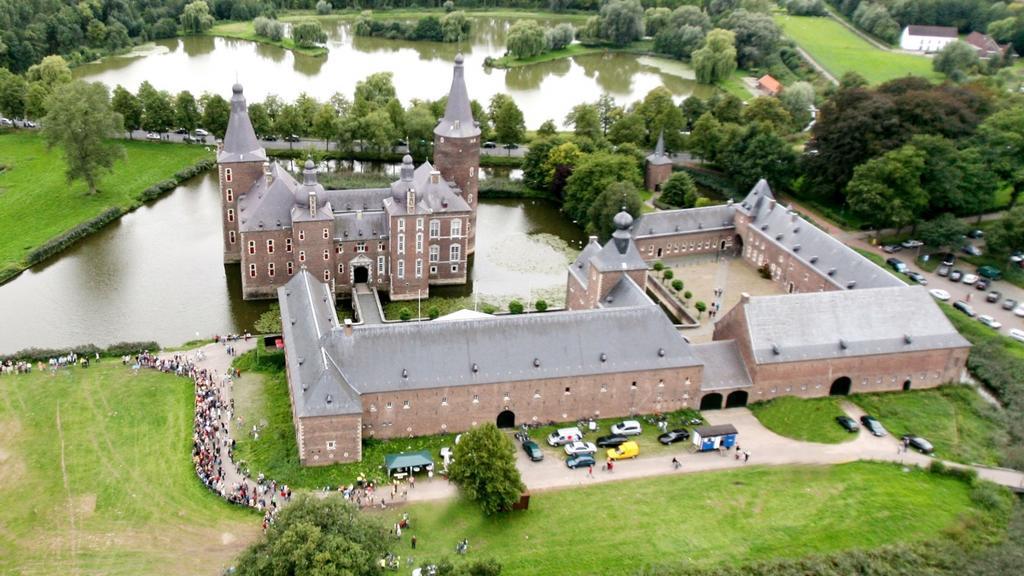 House Hommert Hoensbroek エクステリア 写真